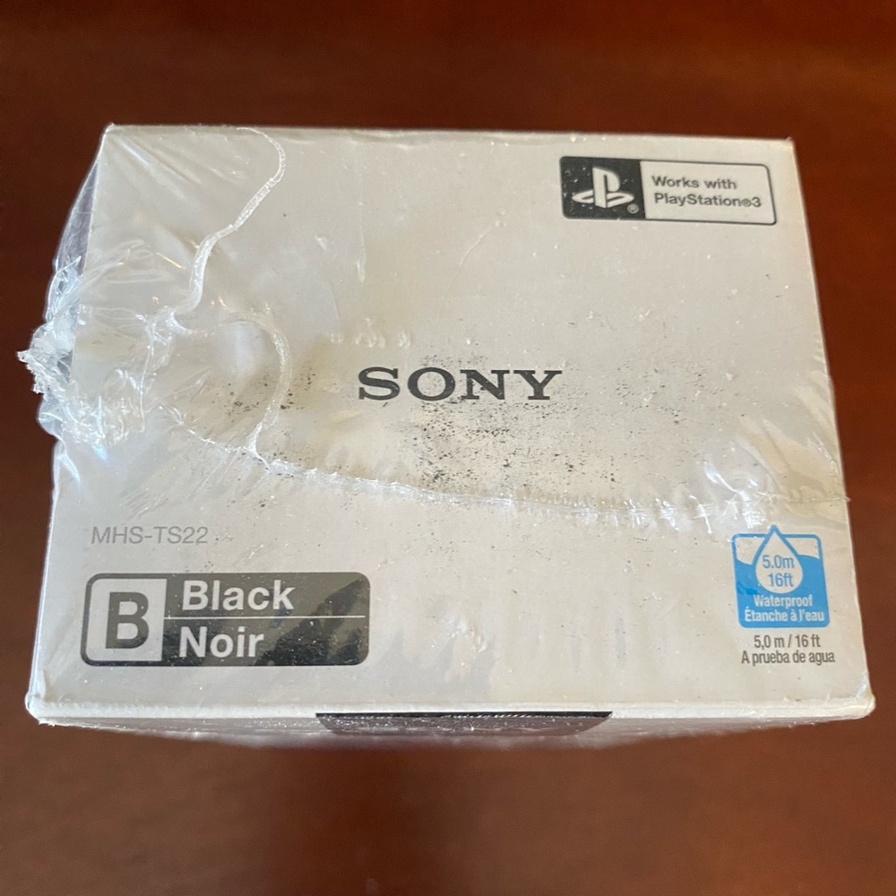 Sony Waterproof Camera Bloggie Sport MHS-TS22/B - Picture 5 of 7